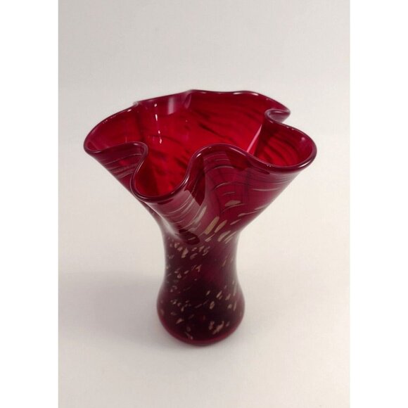 Glass Eye Studio GES Ruby Red Ruffled Art Glass Vase w/ Copper Flecks - Picture 2 of 10
